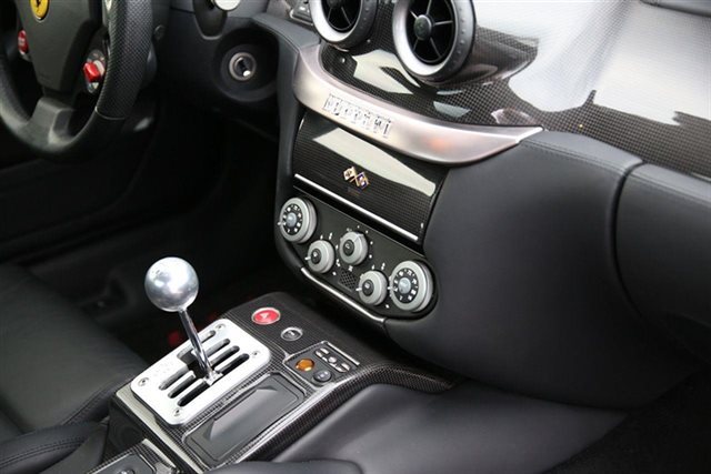 Manual Ferrari 599 for sale interior