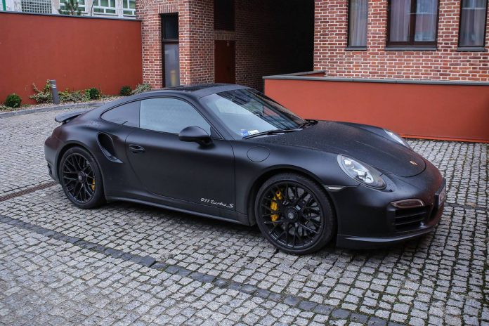 Matte Black Porsche 911 Turbo S (1)