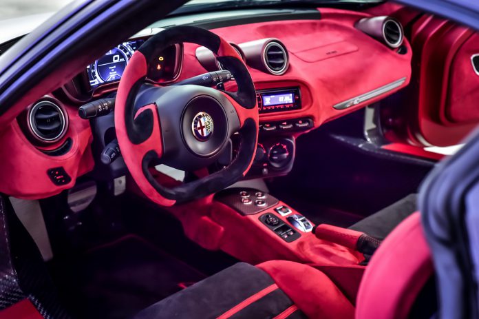 Alfa-Romeo-4C-Garage-Italia-Customs-Dubai-2
