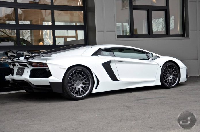 White Lamborghini Aventador by Hamann 