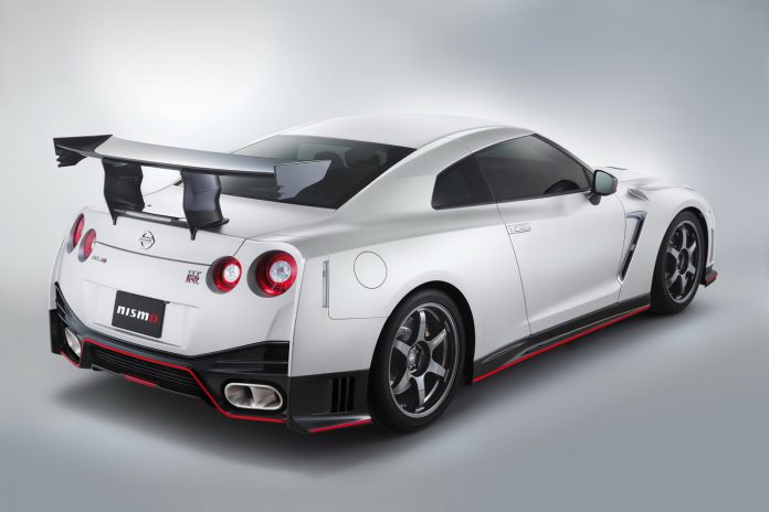 nissan-gtr-nismo-n-attack-us-2