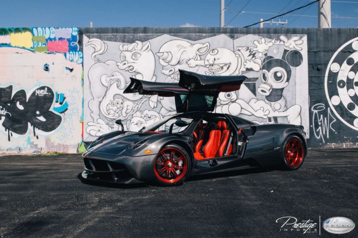 Pagani Huayra doors up