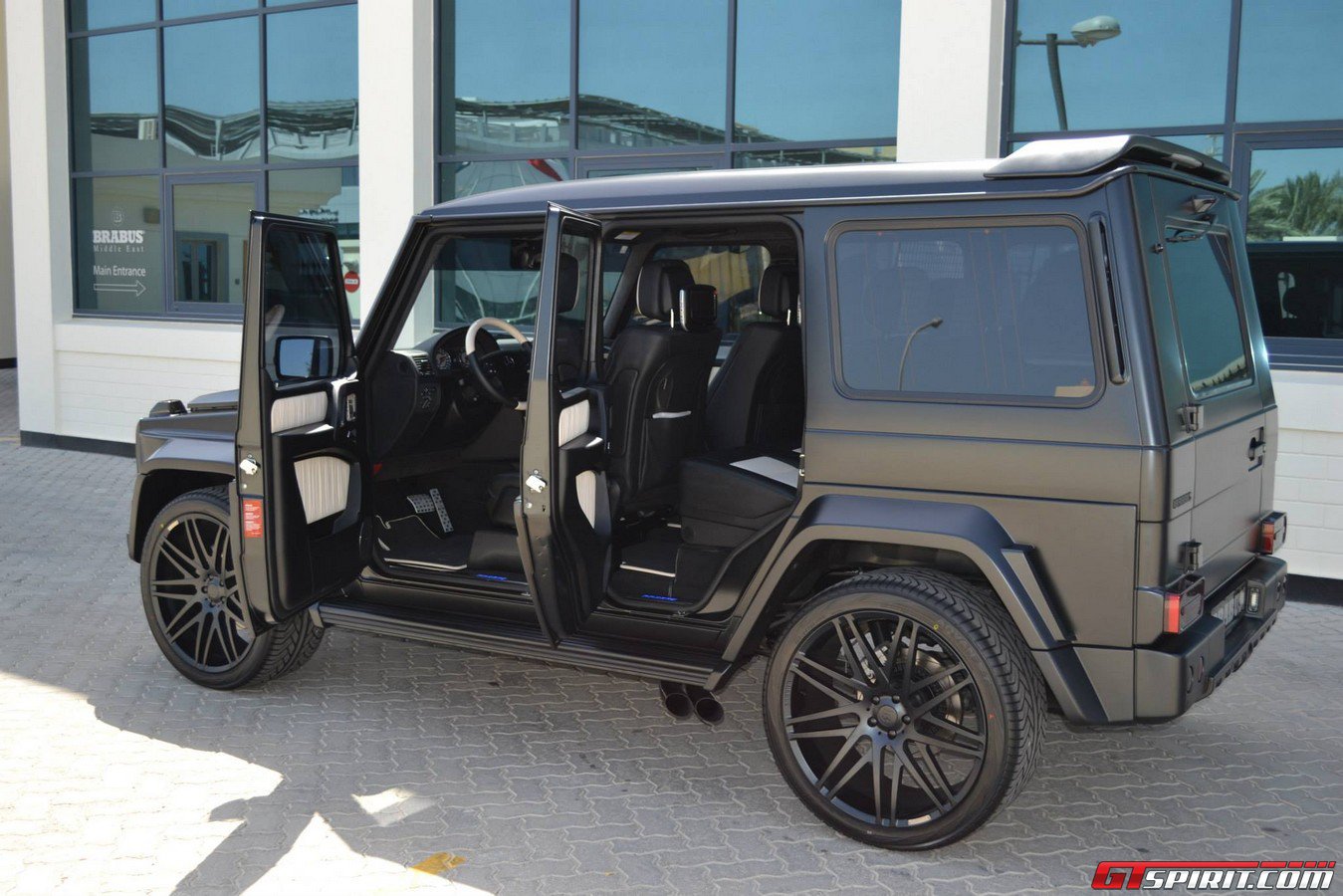 Mercedes Benz g55 Brabus