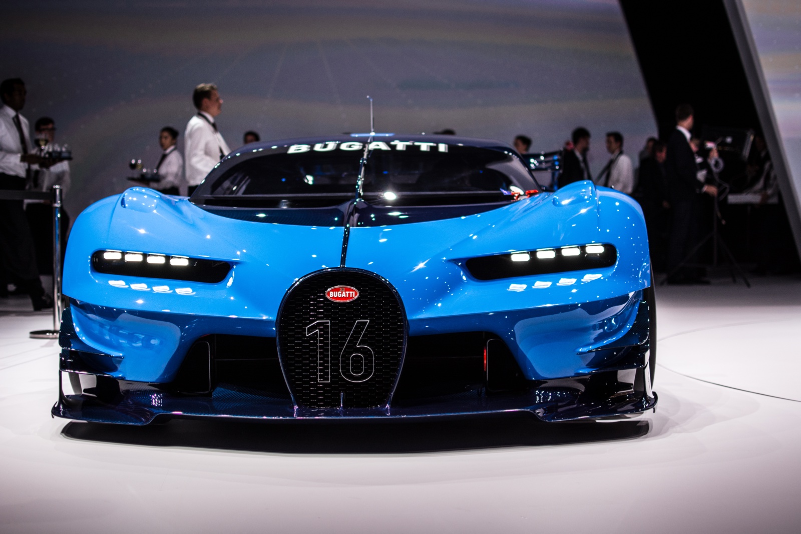 Самые редкие бугатти. Bugatti Chiron Sport Vision. Бугатти Вейрон 2015. Бугатти ЧИРОН концепт. Бугатти Вейрон концепт.