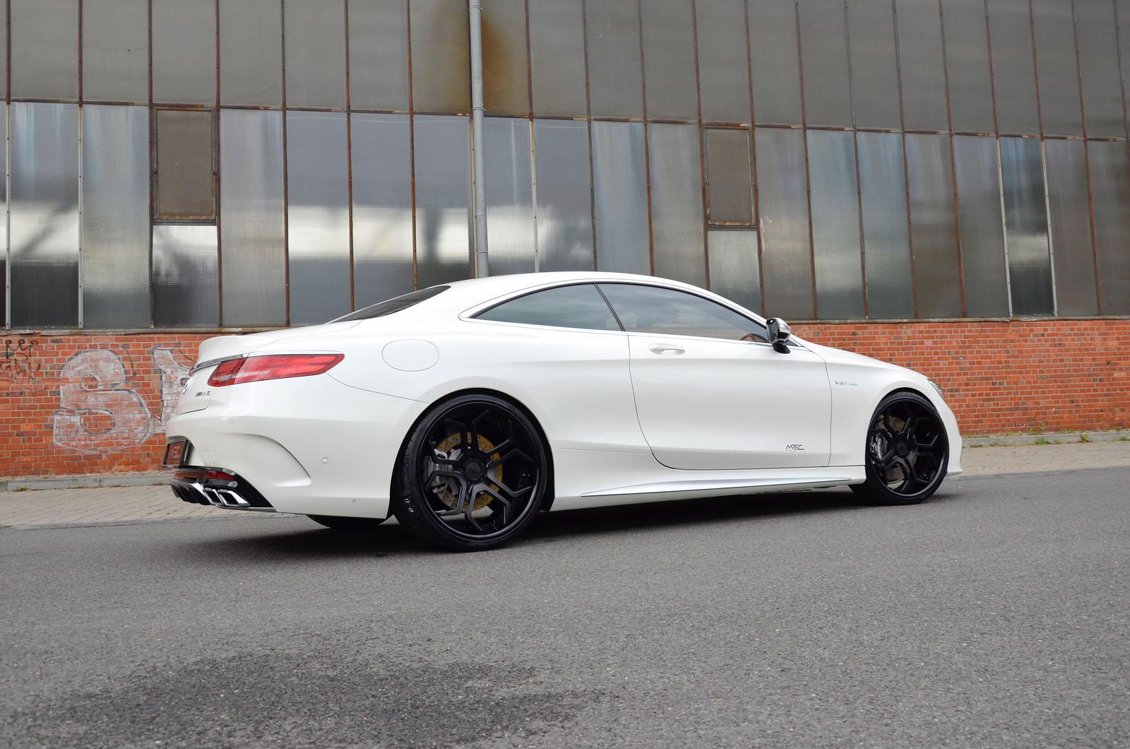 Mercedes Benz 63s AMG Coupe Р±РµР»С‹Р№