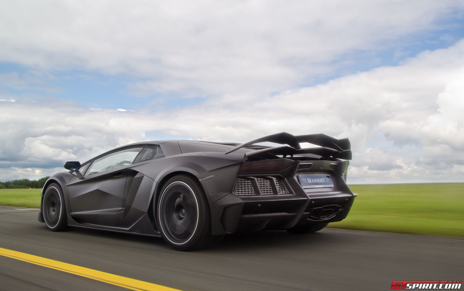 Lamborghini Aventador Mansory Carbonado