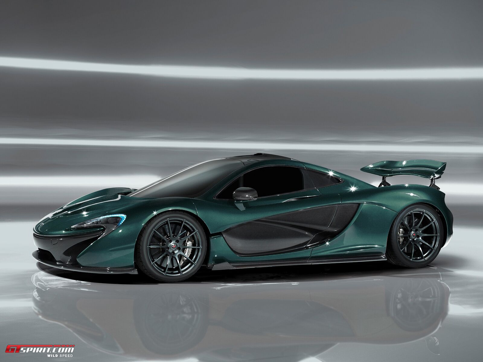 MCLAREN p1 розовый