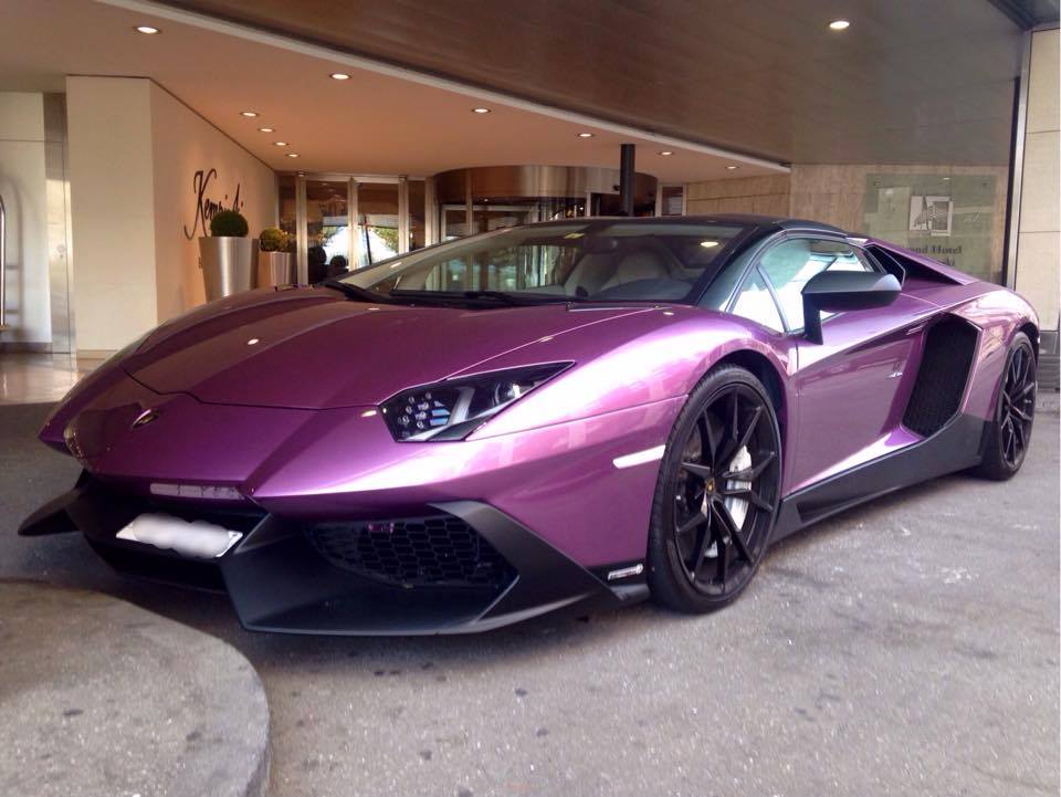 Lamborghini Aventador SV Purple