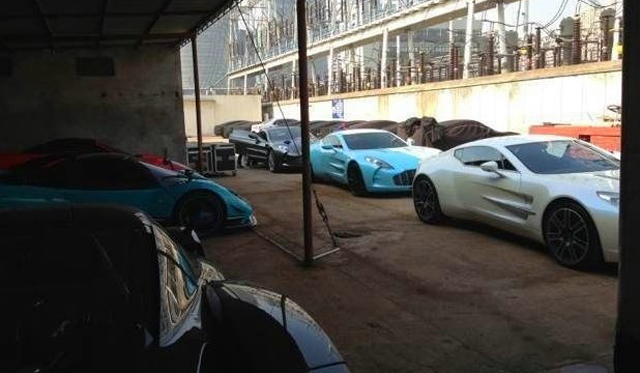 Three Aston Martin One-77's Spotted in China