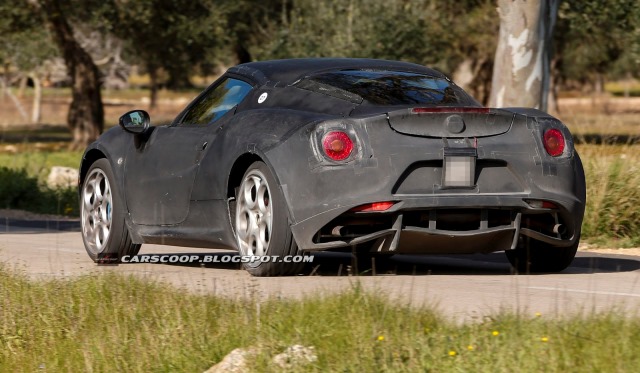 Alfa Romeo 4C Spyshots