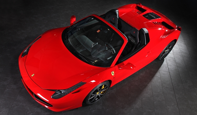 Official: Ferrari 458 Spider Engine Glass Cover by Capristo