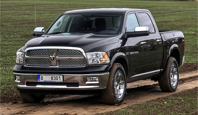 First Drive Dodge RAM 1500 Laramie Edition 01