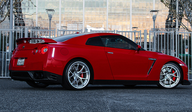 Nissan GT-R on HRE S101 Wheels by Jotech Motorsports