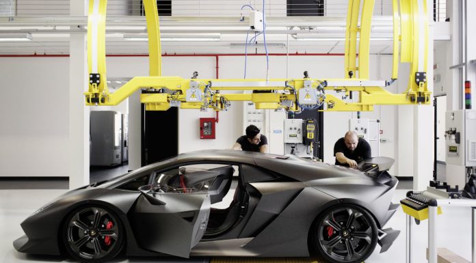 Lamborghini Officially Kicks off Sesto Elemento Production
