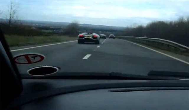 Video: Lamborghini Reventon Roadster Cruising With Veyron Super Sports