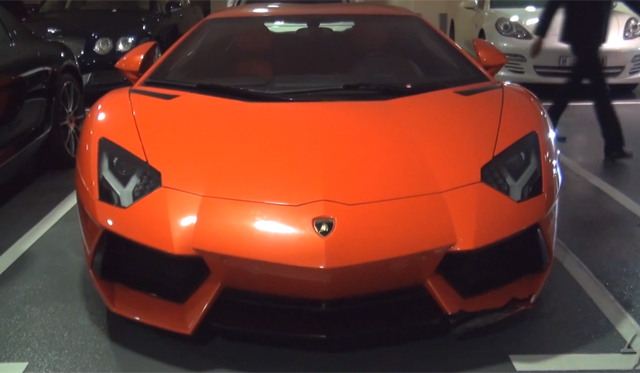 Video: Damaged Lamborghini Aventador at Dubai Mall