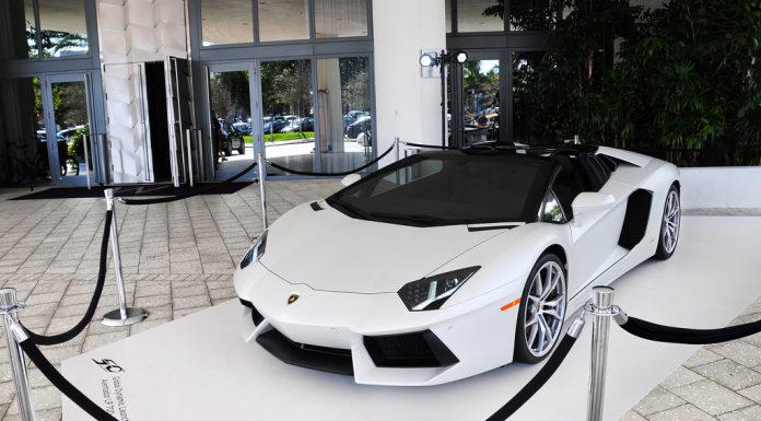 Gallery: White Lamborghini Aventador Roadster in Miami