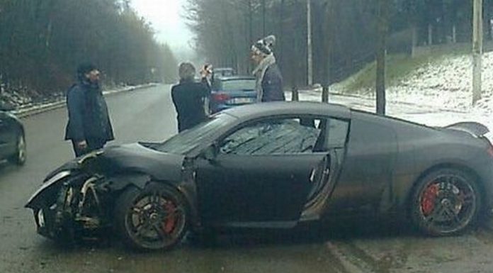 Car Crash: Guillaume Gillet Crashes Audi R8 