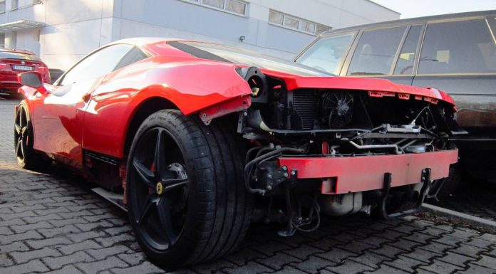 Car Crash: Smashed Ferrari 458 Italia in Prague