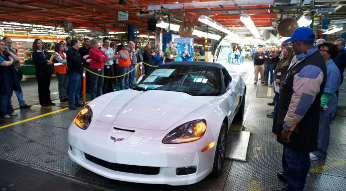 Final Chevrolet Corvette C6 Rolls off the Production Line