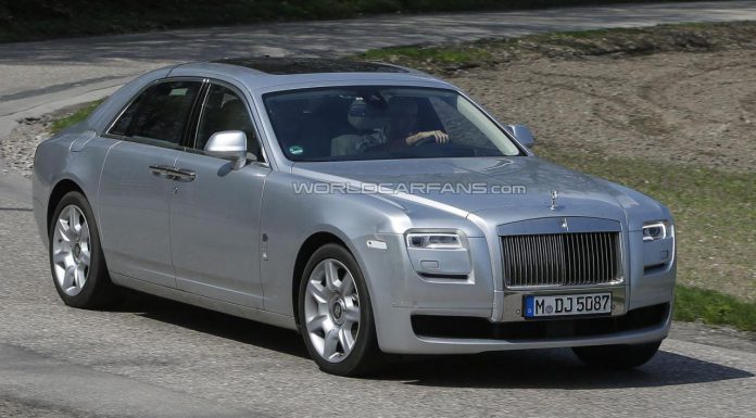 Spyshots: Facelifted Rolls-Royce Ghost Snapped for the First Time
