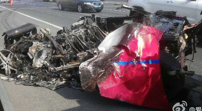 Brutal Ferrari F430 Accident in China