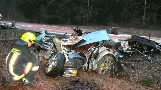 Brutal Ferrari 430 Scuderia Wreck