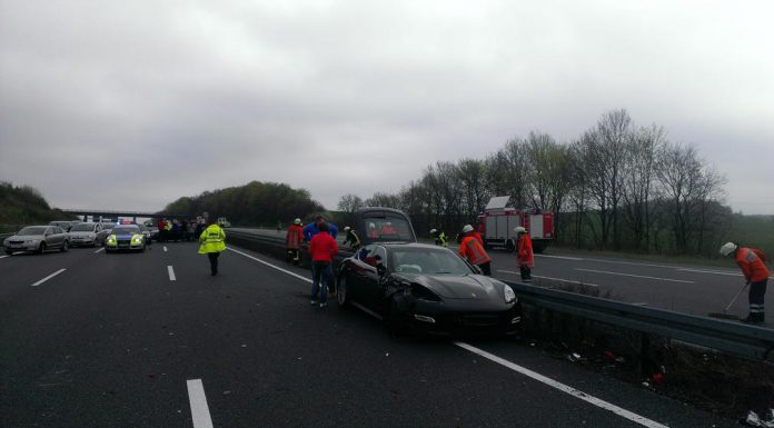 Car Crash: Ferrari 360 Spider and Porsche Panamera Smashed on German Highway