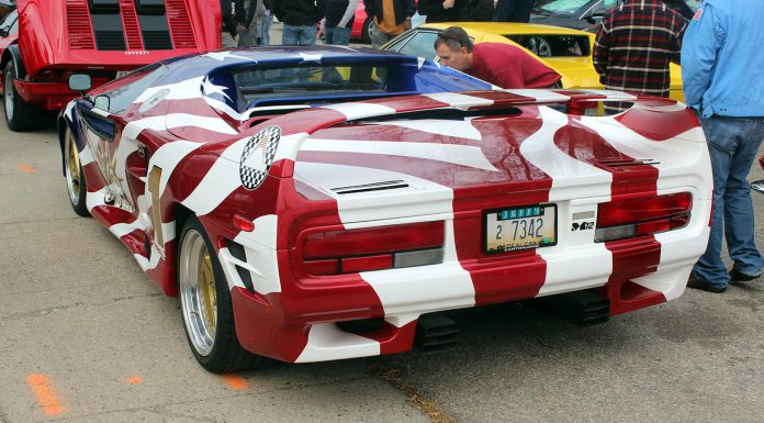 First Vector W8 Spotted at Cincinnati Cars and Coffee