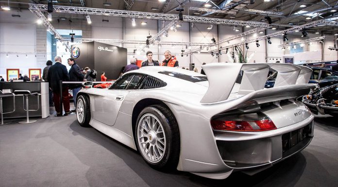 Porsche 911 GT1