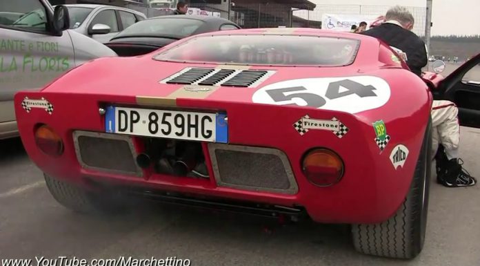 Video Brutal Exhaust Sound of a Ford GT40! 