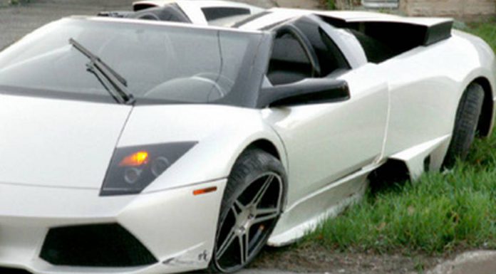 Car Crash: Lamborghini Murcielago Roadster Damaged Near Toronto