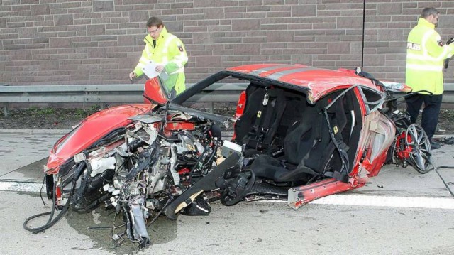 Car Crash: 2007 Ferrari 430 Scuderia Destroyed After Tire Bursts at 300km/h