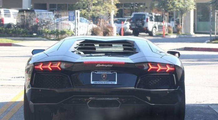 TV Star Aaron Paul Spotted in Black Lamborghini Aventador