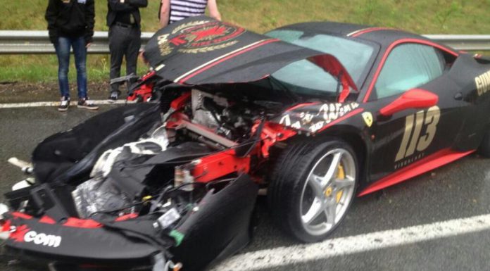 Ferrari 458 Italia Crash