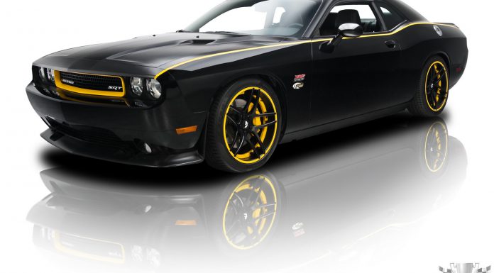 Dodge Penske Racing Challenger SRT-8 