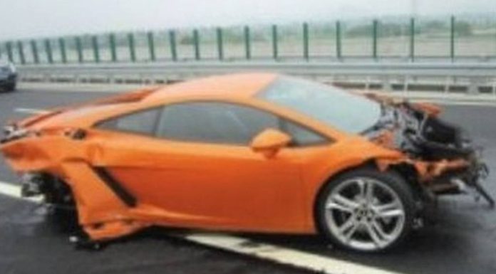 Car Crash: Chinese Journalist Destroys 2013 Lamborghini Gallardo LP560-4