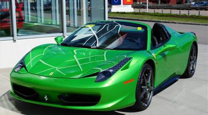 For Sale: Verde-Kers-Lucido Green 2012 Ferrari 458 Italia