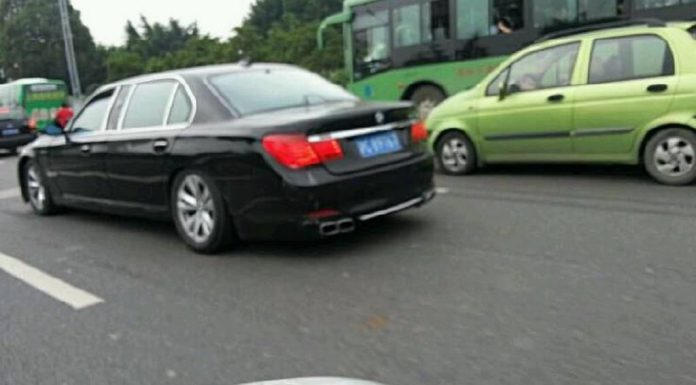 Overkill: Fake Stretched BMW 7-Series Spotted in China