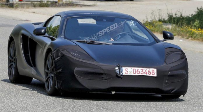 Spyshots: Facelifted 2014 McLaren 12C Spotted