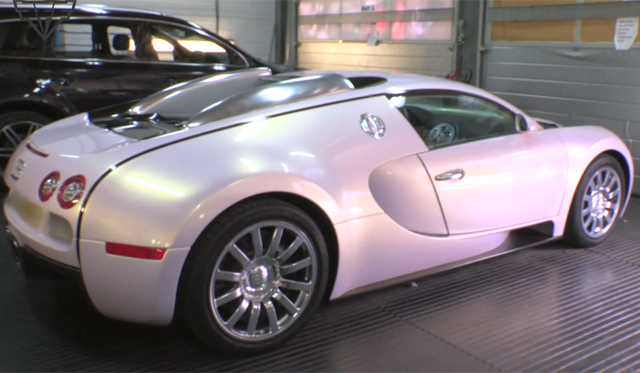 Video: Pearl White/Pink Bugatti Veyron