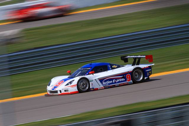 Grand-Am: Gurney passes Pruett for Daytona Prototype win in New Jersey