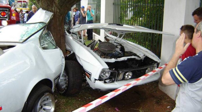 Car Crash: Ford Mustang Mach 1 Destroyed in South Africa