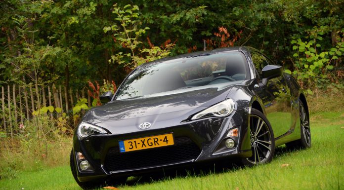 Toyota Planning Sub-GT86 Rear-Drive Sports car