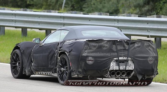 Chevrolet Corvette Z07 Snapped Under Camouflage