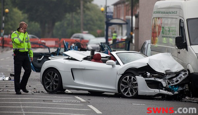 Audi R8 V10 Spyder Crash in Birmingham Leaves Woman Dead