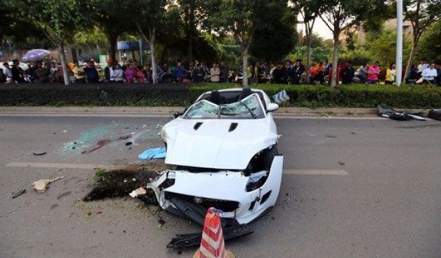 Fatal Crash Involving a Jaguar F-Type in China