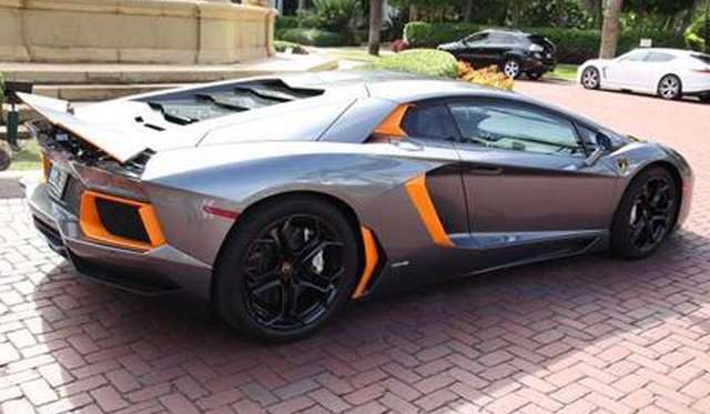 Unique Orange and Silver Lamborghini Aventador Could be Yours for $500,000