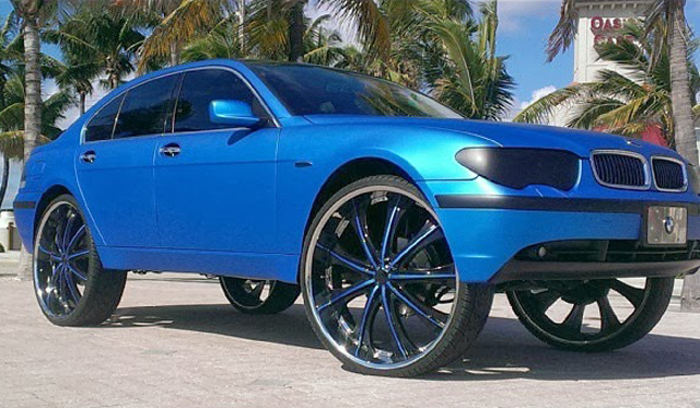 Matte Blue BMW 7-Series on Massive Wheels is a Disgrace