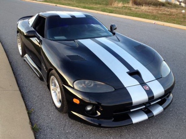 No This Isn't a Dodge Viper GTS, It Is A Corvette C4